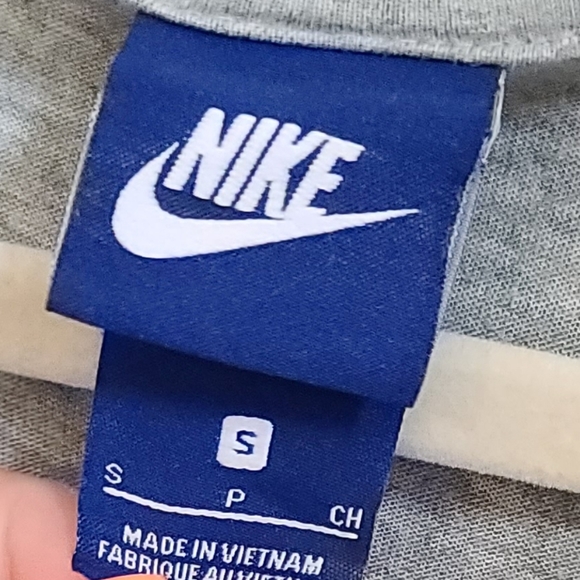 Gray Ombre Nike Logo Workout Tank Size Small - Picture 3 of 5